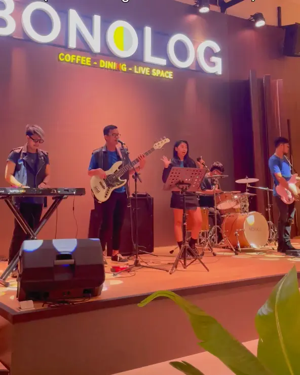 Kafe Tempat Tahun Baru di Mataram Lombok